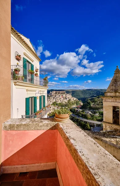 Italy Sicily Ragusa Ibla View Old House Balcony Baroque Town — стоковое фото