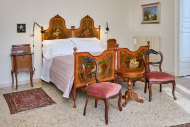 İtalya, Sicilya, Ragusa; 15 Aralık 2021, apartman dairesi - EDITORIAL