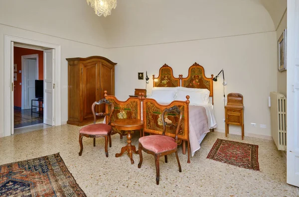 Italy Sicily Ragusa December 2021 Apartment Bedroom Editorial —  Fotos de Stock