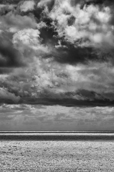 Italia Sicilia Mar Mediterráneo Nubes Tormentosas Canal Sicilia Invierno — Foto de Stock