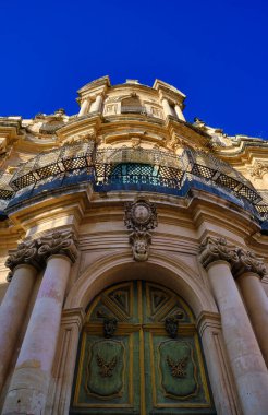 İtalya, Sicilya, Scicli (Ragusa ili), St. John 's Barok Kilisesi cephesi (18. yüzyıl AC)