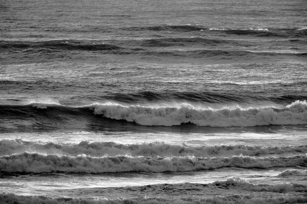 Itália Sicília Mar Mediterrâneo Ondas Mar Ásperas Pôr Sol — Fotografia de Stock