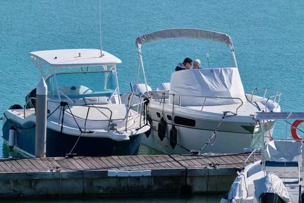 Italie Sicile Méditerranée Marina Ragusa Province Raguse Février 2022 Couple — Photo