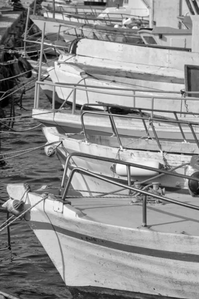 Италия Сицилия Портопало Капо Пассеро Провинция Сиракузы Деревянные Рыбацкие Лодки — стоковое фото