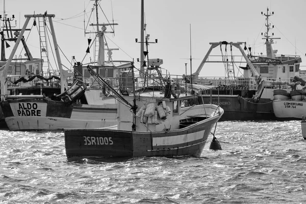 Itálie Sicílie Portopalo Capo Passero Provincie Siracusa Dřevěné Rybářské Čluny — Stock fotografie