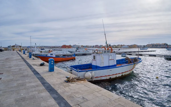 Italia Sicilia Marzamemi Provincia Siracusa Pescherecci Nel Porto — Foto Stock