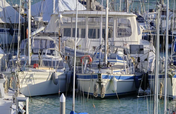 Италия Сицилия Средиземное Море Марина Рагуза Провинция Рагуза Роскошные Яхты — стоковое фото