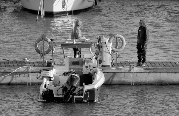 Italie Sicile Méditerranée Marina Ragusa Province Raguse Février 2022 Personnes — Photo