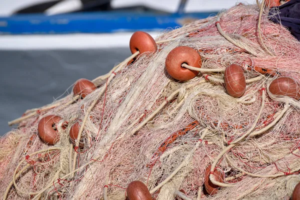 イタリア シチリア島 マリーナ ラグーザ ラグーザ州 港の漁網 — ストック写真