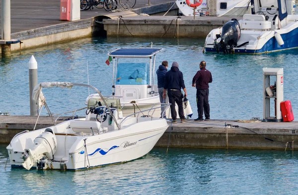 Italien Sizilien Mittelmeer Marina Ragusa Provinz Ragusa März 2022 Menschen — Stockfoto