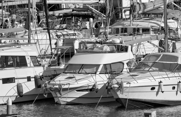 意大利 西西里 地中海 拉古萨海 拉古萨省 2022年3月10日 港口豪华游艇 Editorial — 图库照片