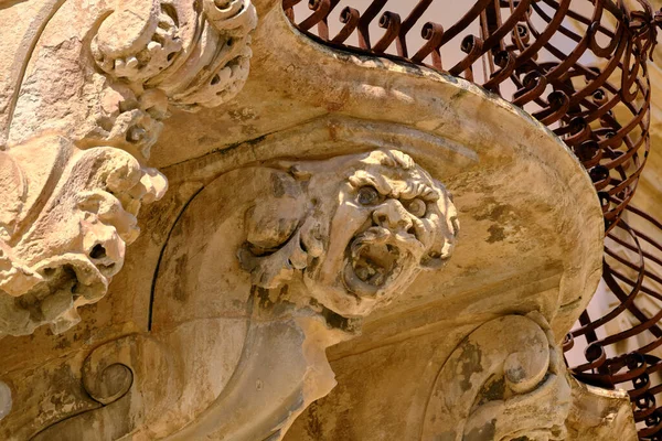 Itálie Sicílie Scicli Provincie Ragusa Barokní Fasáda Paláce Beneventano Ornamentálními — Stock fotografie