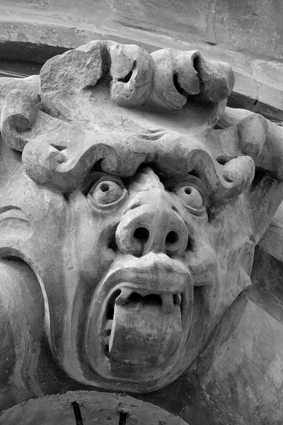 Італія Сицилія Скіколі Провінція Рагуса Статуя Фасаді Палацу Беневентано Століття — стокове фото