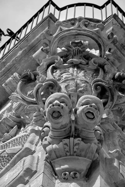 Italy Sicily Scicli Ragusa Province Statues Baroque Beneventano Palace Facade — Stock Photo, Image