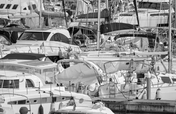 Italien Sizilien Mittelmeer Marina Ragusa Provinz Ragusa März 2022 Luxusyachten — Stockfoto