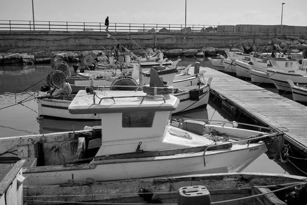 Itália Sicília Mar Mediterrâneo Scoglitti Província Ragusa Março 2022 Barcos — Fotografia de Stock