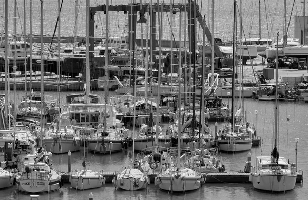 Talya Sicilya Akdeniz Marina Ragusa Ragusa Ili Nisan 2022 Limanda — Stok fotoğraf