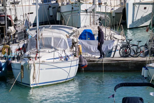 Italien Sizilien Mittelmeer Marina Ragusa Provinz Ragusa April 2022 Menschen — Stockfoto