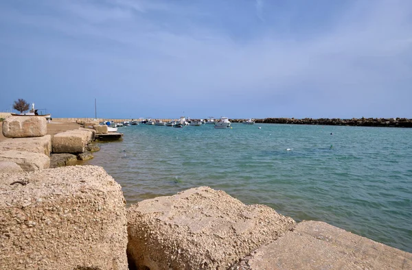 Italië Sicilië Middellandse Zee Punta Secca Provincie Ragusa Uitzicht Vissersboten — Stockfoto