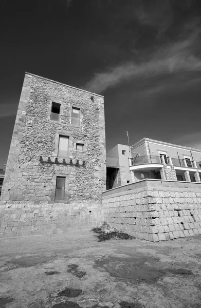 Itálie Sicílie Středozemní Moře Punta Secca Provincie Ragusa Výhled Přestavěnou — Stock fotografie