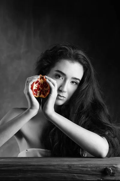 Italy Studio Portrait Beautiful Girl Pomegranate — Stock Photo, Image