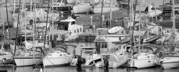 Италия Сицилия Средиземное Море Marina Ragusa Сентября 2022 Года Лодки — стоковое фото
