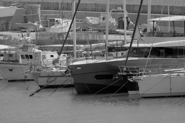 Italia Sicilia Mar Mediterráneo Marina Ragusa Provincia Ragusa Yates Lujo — Foto de Stock