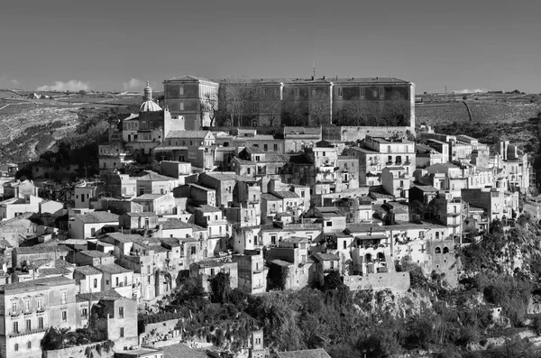 イタリア シチリア島 ラグーザ イブラ バロック様式の町の眺め — ストック写真