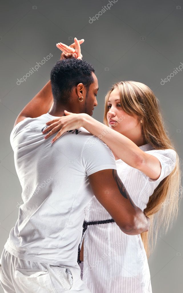 Pareja bailando salsa fotos de stock, imágenes de Pareja bailando salsa sin royalties | Depositphotos Pareja bailando salsa fotos de stock, imágenes de Pareja bailando salsa sin royalties | Depositphotos