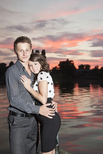 Pareja joven — Foto de Stock