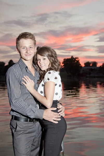 Pareja joven — Foto de Stock