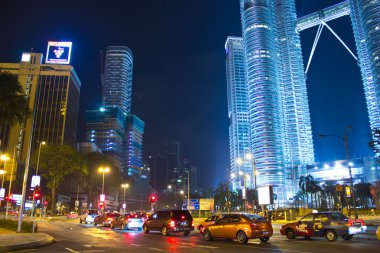 kuala lumpur - dec-31: petronas ikiz kuleleri görünümü üzerinde Aralık,
