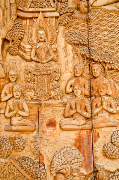 Tailandia teca tallada puerta estilo templo en Tailandia —  Fotos de Stock