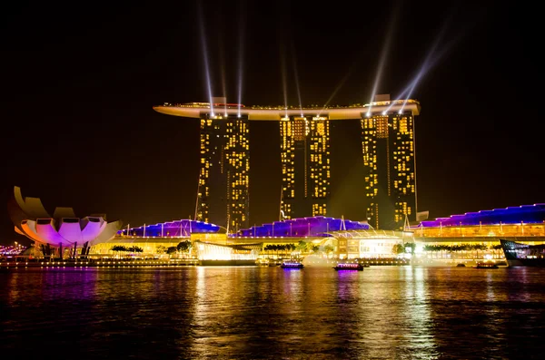 SINGAPORE - 25 GENNAIO: Marina Bay Sands, lo staff più costoso del mondo — Foto Stock