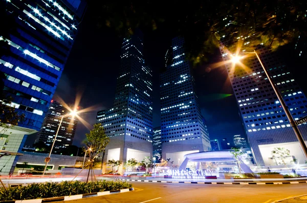 SINGAPORE-JAN 24: Suntec Towers at dusk on JAN 24,2014 in Singap — Stock Photo, Image