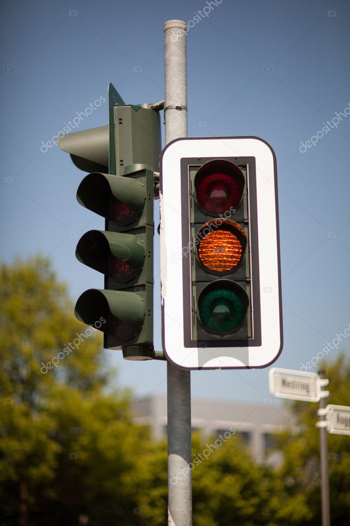 Amber traffic light Stock Photo by ©dteurope 26801733