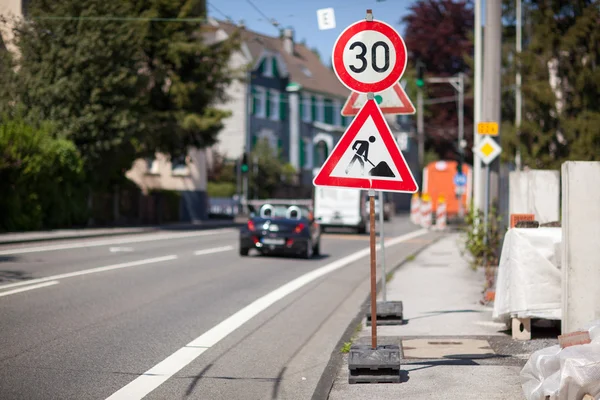 Reduced speed limit for roadworks sign — Stock Photo, Image