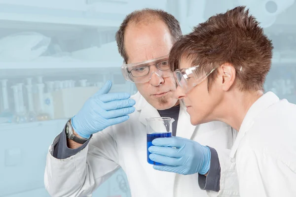 Chemical Liquid smelling — Stock Photo, Image