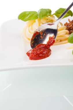 Acılı spagetti sosu