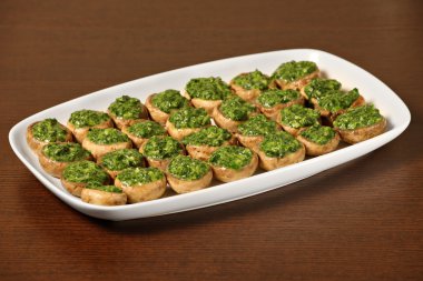 Ispanaklı champignon mantar