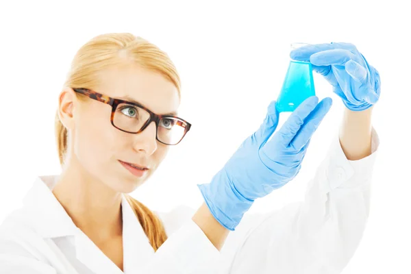 Scientist Examining Chemical In Beaker — Stock Photo, Image