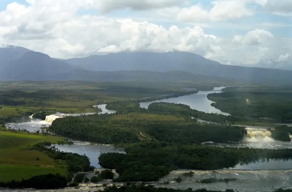 Водоспади, Canaima Національний парк, Венесуела — стокове фото