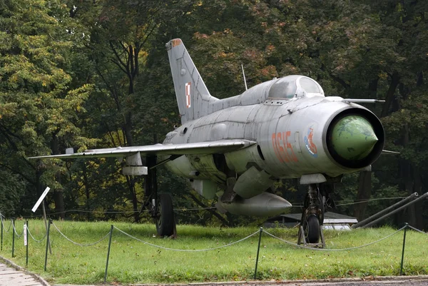 Mig-21 sovjetiskt jaktplan, warszawa, Polen — Stockfoto