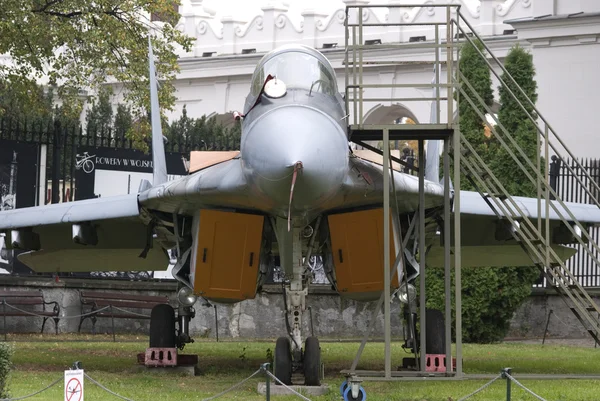 MiG-29-es lopakodó vadászgép, Warszawa, Lengyelország — Stock Fotó