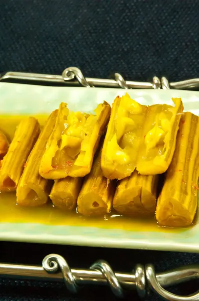 Forma de curry muslo —  Fotos de Stock