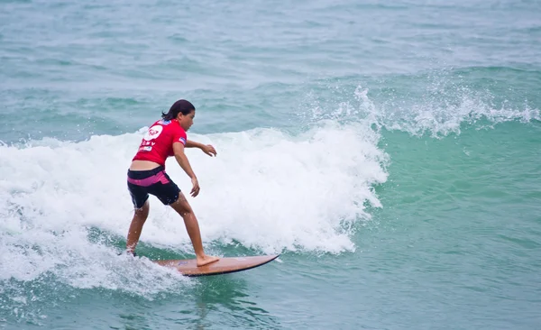 Anissa Flynn en Quiksilver Open Phuket Tailandia 2012 — Foto de Stock