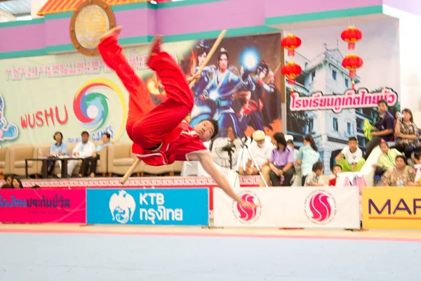 Ulusal Gençlik Oyunları Wushu gun shu yarışması, Phuket 2012 — Stok fotoğraf