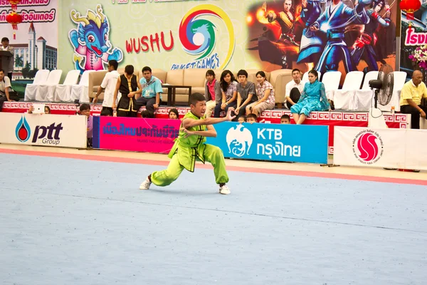 Wushu gun shu competición en los Juegos Nacionales de la Juventud, Phuket 2012 —  Fotos de Stock