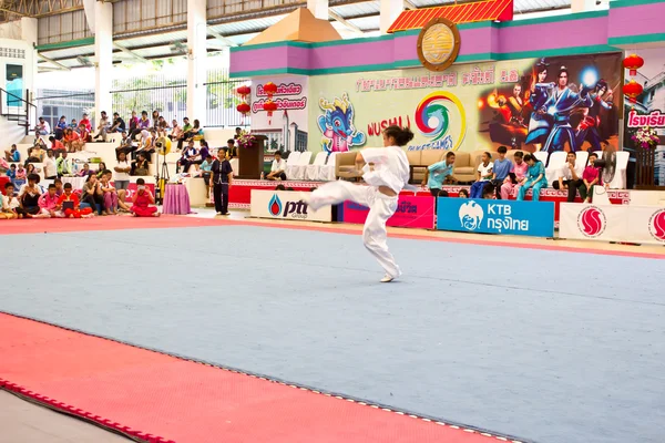 Wushu arma shu competição nos Jogos Nacionais da Juventude, Phuket 2012 — Fotografia de Stock