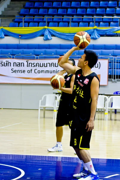 Cls Ritter aus Indonesien im Basketball zu einer thailändischen Open Phuket Championship 2012 — Stockfoto